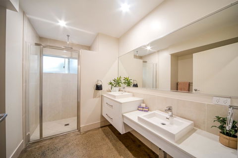 Whitsunday Luxury Homes - Sunshine Coast Tourism 33