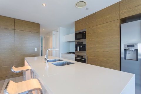Oracle Resort Broadbeach - Gclr - Sunshine Coast Tourism 28