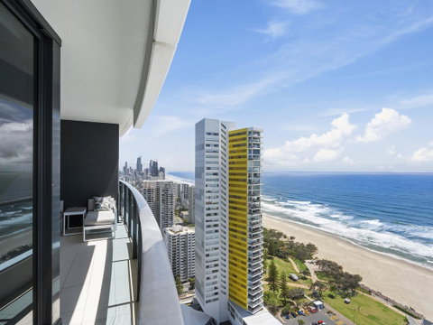 Oracle Resort Broadbeach - Gclr - Sunshine Coast Tourism 17
