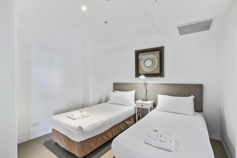 Oracle Resort Broadbeach - Gclr - Sunshine Coast Tourism 42