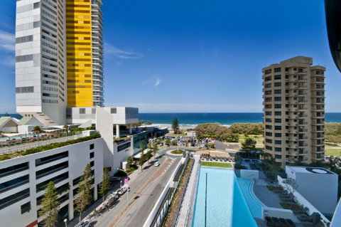 Oracle Resort Broadbeach - Gclr - Sunshine Coast Tourism 8