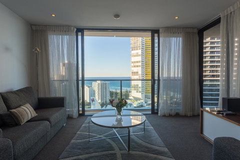 Oracle Resort Broadbeach - Gclr - Sunshine Coast Tourism 40