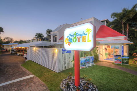 Port Douglas Motel - Sunshine Coast Tourism 44