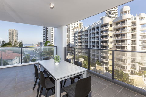 Qube Broadbeach - Sunshine Coast Tourism 41