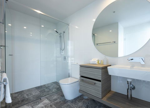 Qube Broadbeach - Sunshine Coast Tourism 5