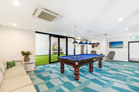 Qube Broadbeach - Sunshine Coast Tourism 34