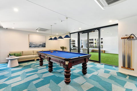 Qube Broadbeach - Sunshine Coast Tourism 36