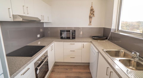 Mandolin Beachfront Resort - Sunshine Coast Tourism 34