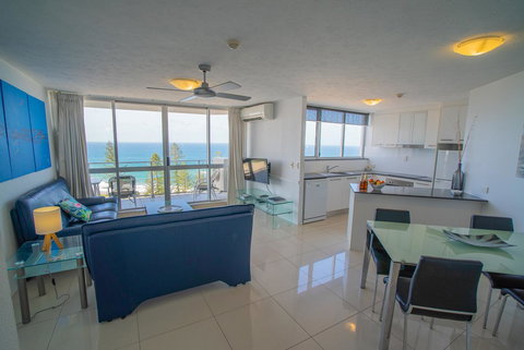 Mandolin Beachfront Resort - Sunshine Coast Tourism 12