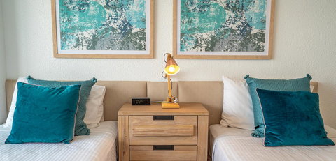 Mandolin Beachfront Resort - Sunshine Coast Tourism 6