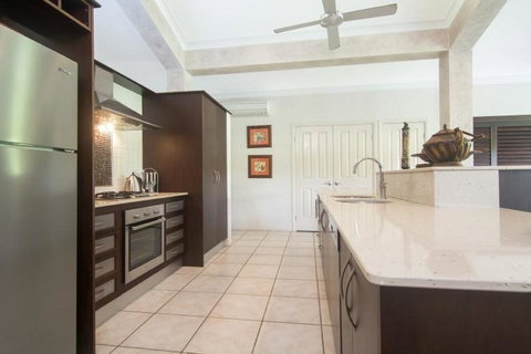 Tranquility By The Course Port Douglas - Sunshine Coast Tourism 5