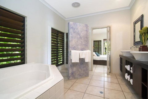 Tranquility By The Course Port Douglas - Sunshine Coast Tourism 12