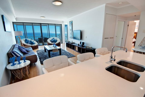 Reflections Tower Two - Sunshine Coast Tourism 18