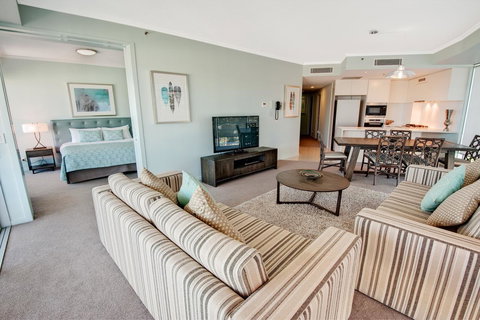 Reflections Tower Two - Sunshine Coast Tourism 17