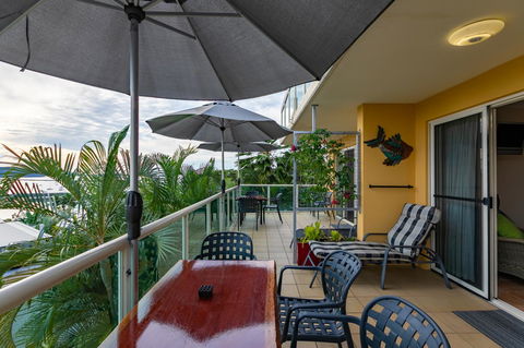 Sunlit Waters Studio Apartments - Sunshine Coast Tourism 22