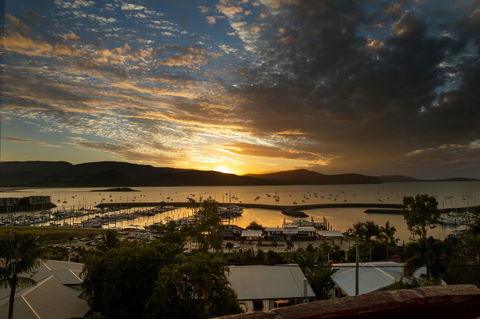 Sunlit Waters Studio Apartments - Sunshine Coast Tourism 17