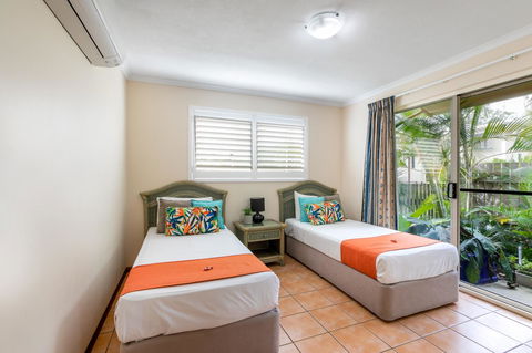 Sunlit Waters Studio Apartments - Sunshine Coast Tourism 37