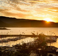 Sunlit Waters Studio Apartments - Holiday Sunshine Coast