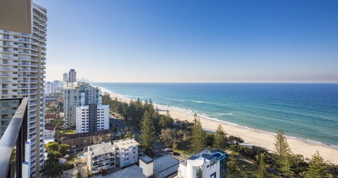 Boardwalk Burleigh Beach - Official - Sunshine Coast Tourism 43