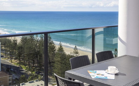 Boardwalk Burleigh Beach - Official - Sunshine Coast Tourism 20