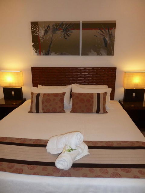 Penthouse 239 At See Temple Port Douglas - Sunshine Coast Tourism 10