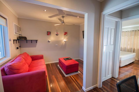 Airlie Apartments - Sunshine Coast Tourism 19