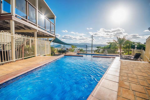 Airlie Apartments - Sunshine Coast Tourism 5