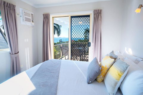 Airlie Apartments - Sunshine Coast Tourism 8