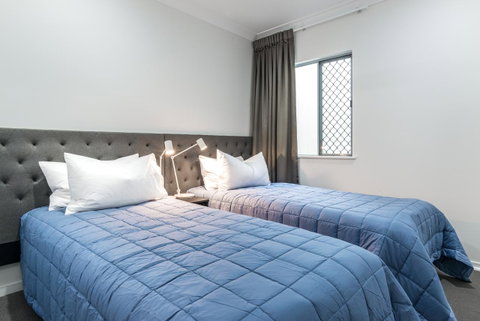 Blue Lagoon Villa A - Sunshine Coast Tourism 1