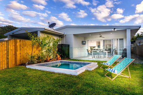 Blue Lagoon Villa A - Sunshine Coast Tourism 6