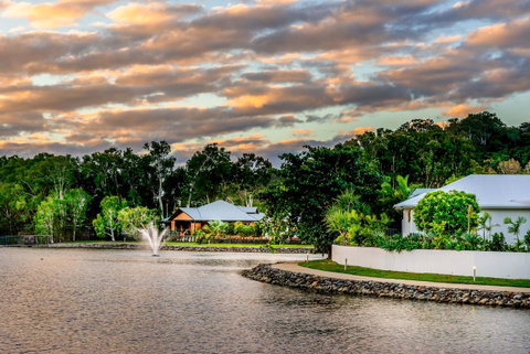 Blue Lagoon Villa A - Sunshine Coast Tourism 11