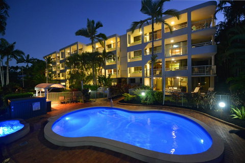 Argosy On The Beach - Sunshine Coast Tourism 1