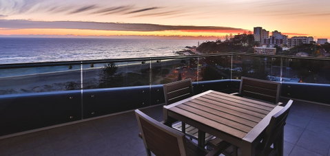 Iconic Kirra Beach Resort - Sunshine Coast Tourism 43