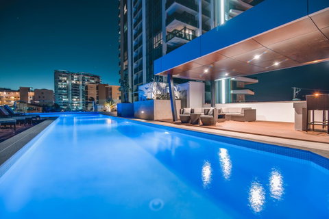 Iconic Kirra Beach Resort - Sunshine Coast Tourism 14