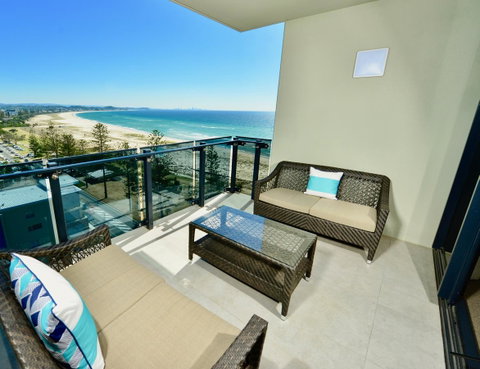 Iconic Kirra Beach Resort - Sunshine Coast Tourism 5