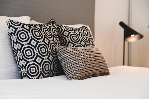 Iconic Kirra Beach Resort - Sunshine Coast Tourism 11