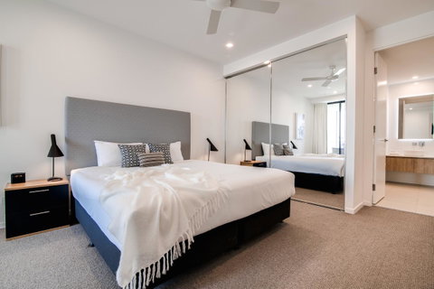 Iconic Kirra Beach Resort - Sunshine Coast Tourism 1