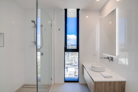 Iconic Kirra Beach Resort - Sunshine Coast Tourism 29