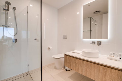 Iconic Kirra Beach Resort - Sunshine Coast Tourism 2