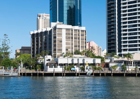 Tiki Hotel Apartments Surfers Paradise - Sunshine Coast Tourism 4