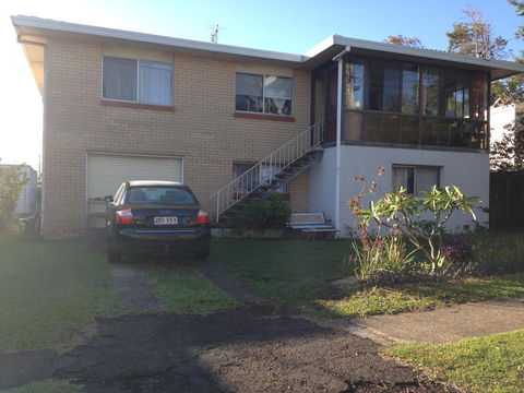 XYL Pets Friendly Seaside Boutique Guesthouse - Sunshine Coast Tourism 35
