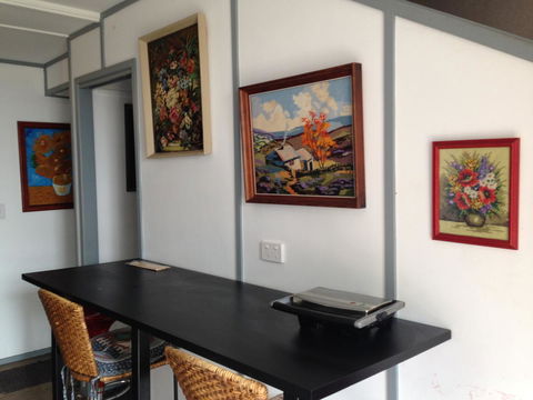 XYL Pets Friendly Seaside Boutique Guesthouse - Sunshine Coast Tourism 6