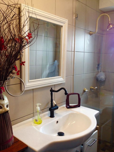 XYL Pets Friendly Seaside Boutique Guesthouse - Sunshine Coast Tourism 1