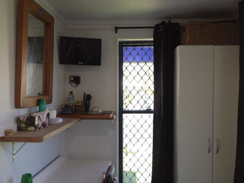 XYL Pets Friendly Seaside Boutique Guesthouse - Sunshine Coast Tourism 29