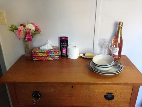 XYL Pets Friendly Seaside Boutique Guesthouse - Sunshine Coast Tourism 19