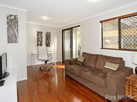 Beach House On Jones Parade, Central Coolum Beach - Sunshine Coast Tourism 8