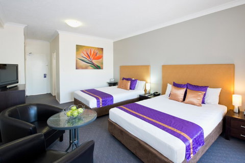 Park Regis Anchorage - Sunshine Coast Tourism 11