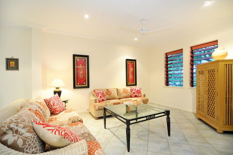 Oasis At Palm Cove - Sunshine Coast Tourism 17