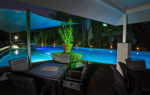 Oasis At Palm Cove - Sunshine Coast Tourism 8