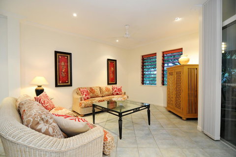 Oasis At Palm Cove - Sunshine Coast Tourism 1